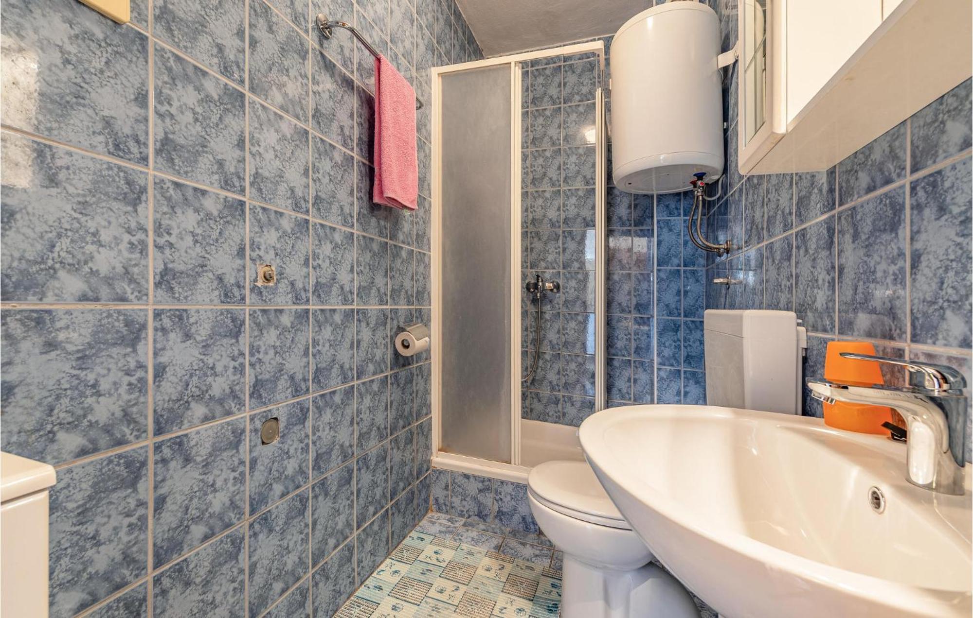 Amazing Apartment In 파코스탄 외부 사진
